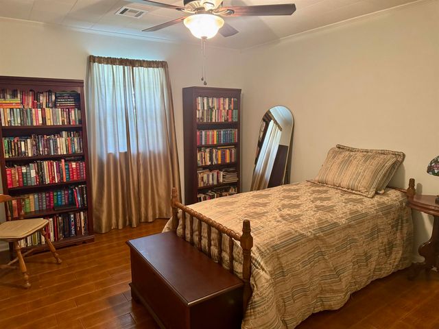 816 Funderburk Avenue, Houma, LA 70364