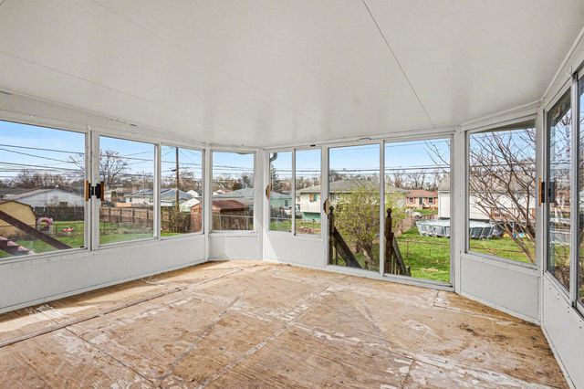 858 Higbee Drive S, Columbus, OH 43207