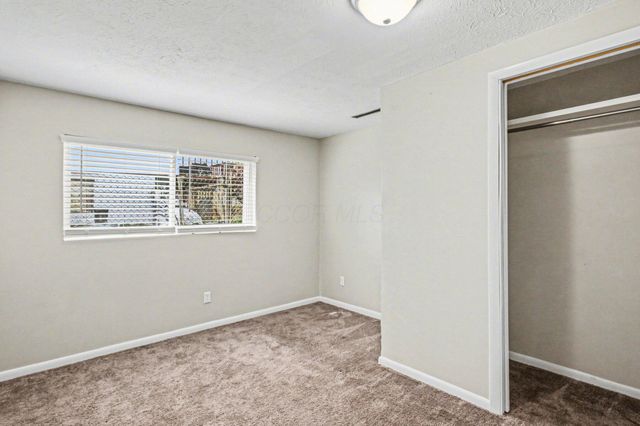 858 Higbee Drive S, Columbus, OH 43207