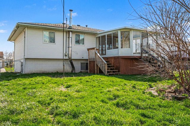 858 Higbee Drive S, Columbus, OH 43207