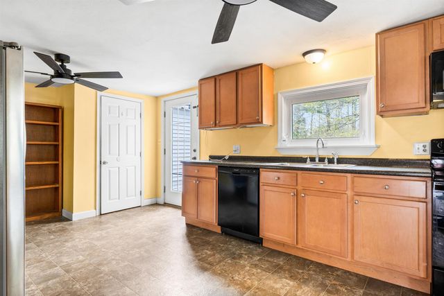 46 Water Street, Boscawen, NH 03303