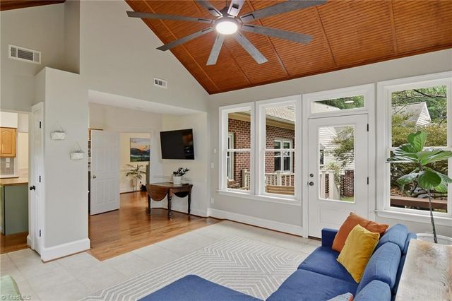 1217 Stadler Ridge Road, Winston-salem, NC 27106