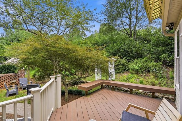 1217 Stadler Ridge Road, Winston-salem, NC 27106