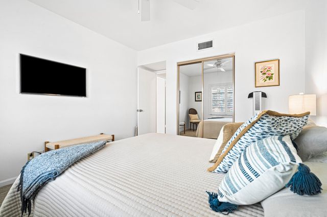 140 Cypress Club Drive 422, Pompano Beach, FL 33060