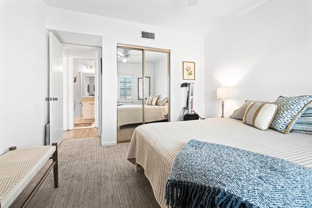 140 Cypress Club Drive 422, Pompano Beach, FL 33060