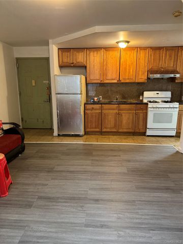 13237 Pople Avenue 1A, Flushing, NY 11355