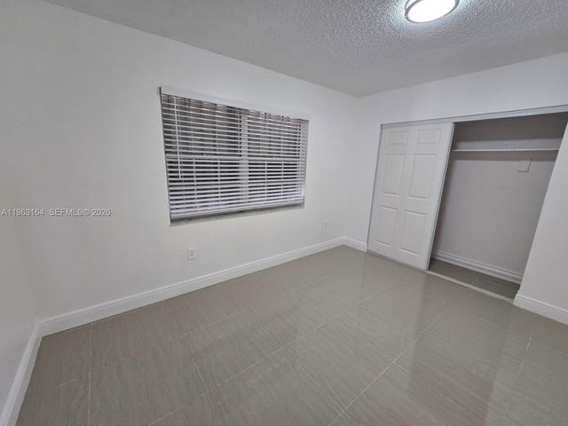 17240 NW 52nd Ave, Miami Gardens, FL 33055