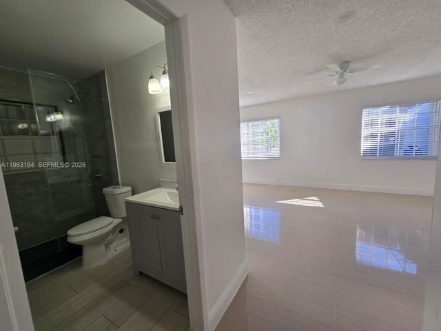 17240 NW 52nd Ave, Miami Gardens, FL 33055