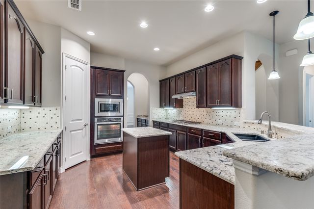 5095 Havasu Drive, Frisco, TX 75036