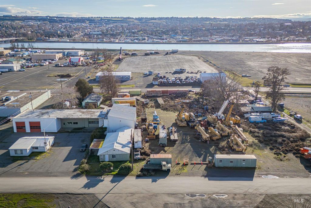 1918 4th Ave N, Lewiston, ID 83501