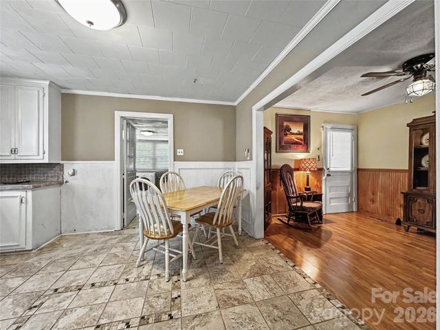 832 Baker Street, Statesville, NC 28677