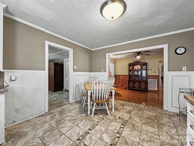 832 Baker Street, Statesville, NC 28677