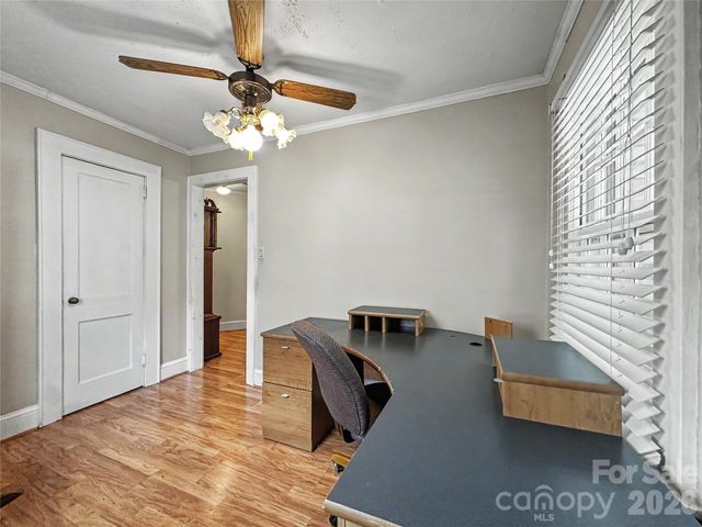 832 Baker Street, Statesville, NC 28677