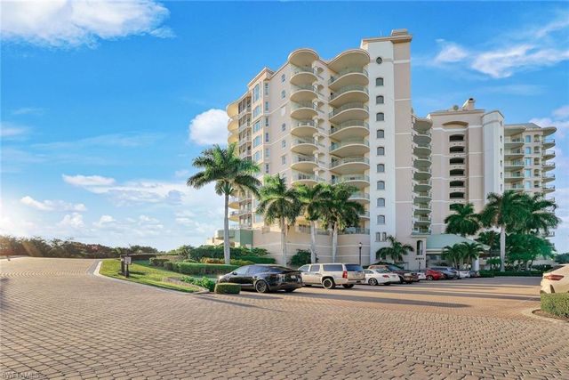 4811 Island Pond CT # 302, Bonita Springs, FL 34134