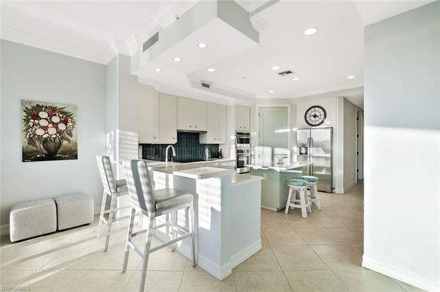 4811 Island Pond CT # 302, Bonita Springs, FL 34134