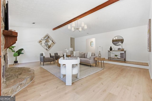 110 Huntington Court, Fayetteville, GA 30214