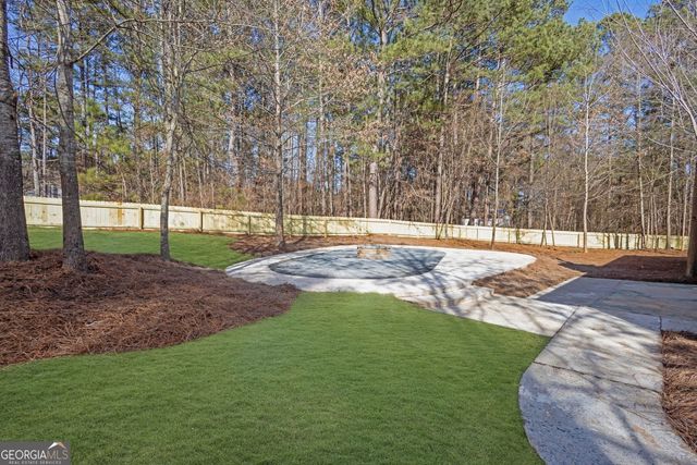 110 Huntington Court, Fayetteville, GA 30214