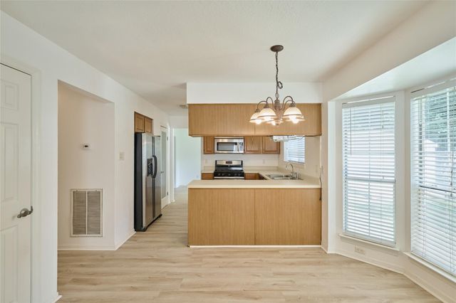 188 N Golden Arrow Circle N, The Woodlands, TX 77381