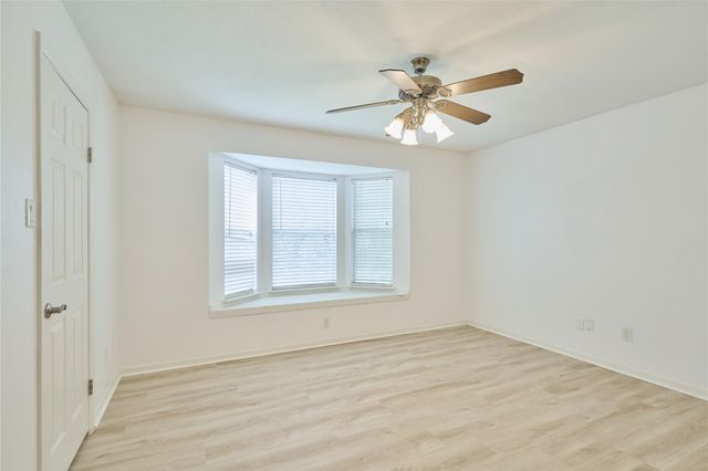 188 N Golden Arrow Circle N, The Woodlands, TX 77381