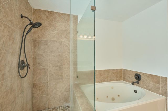 188 N Golden Arrow Circle N, The Woodlands, TX 77381