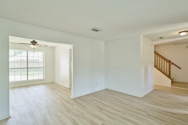 188 N Golden Arrow Circle N, The Woodlands, TX 77381
