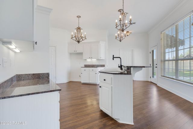 715 Mallard Cove, New Iberia, LA 70560