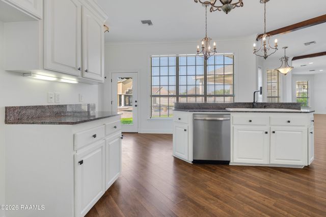715 Mallard Cove, New Iberia, LA 70560