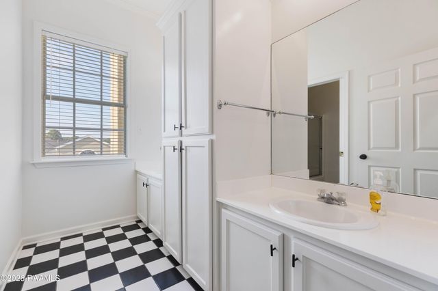 715 Mallard Cove, New Iberia, LA 70560