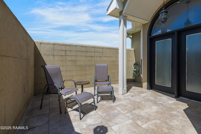 715 Mallard Cove, New Iberia, LA 70560