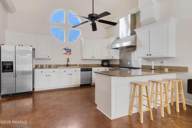 715 Mallard Cove, New Iberia, LA 70560