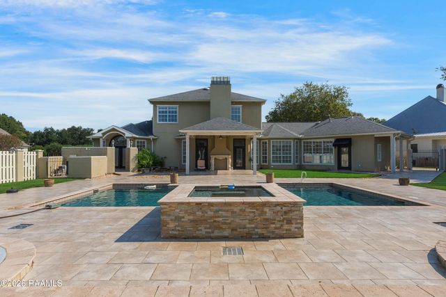 715 Mallard Cove, New Iberia, LA 70560