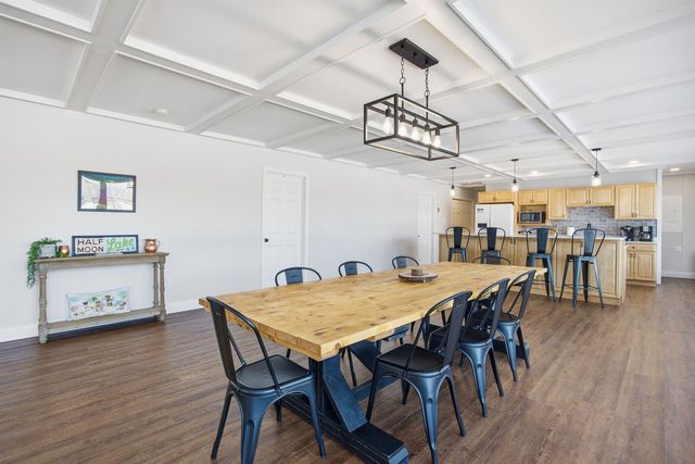 61 Crescent Drive, Barnstead, NH 03225