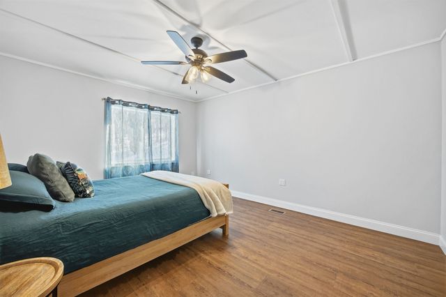 61 Crescent Drive, Barnstead, NH 03225