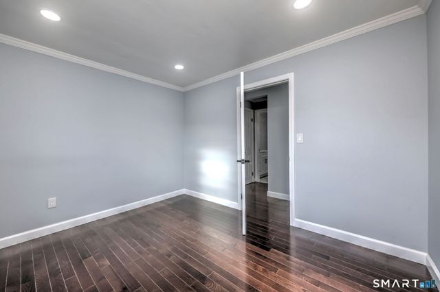 206 Bridgeview Place, Stratford, CT 06614