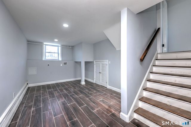 206 Bridgeview Place, Stratford, CT 06614