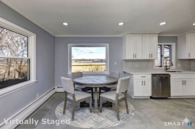 206 Bridgeview Place, Stratford, CT 06614