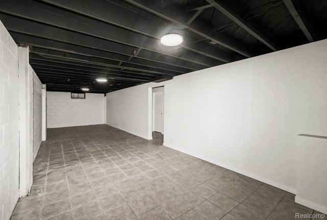 4223 KEENE Drive, Burton, MI 48439