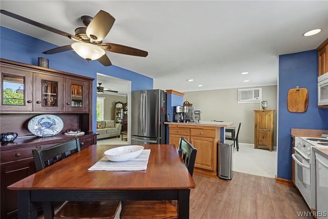 142 Dalewood Drive, Amherst, NY 14228