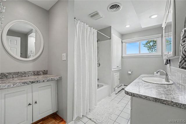 142 Dalewood Drive, Amherst, NY 14228