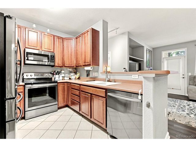 10331 W Girton Dr 2, Lakewood, CO 80227