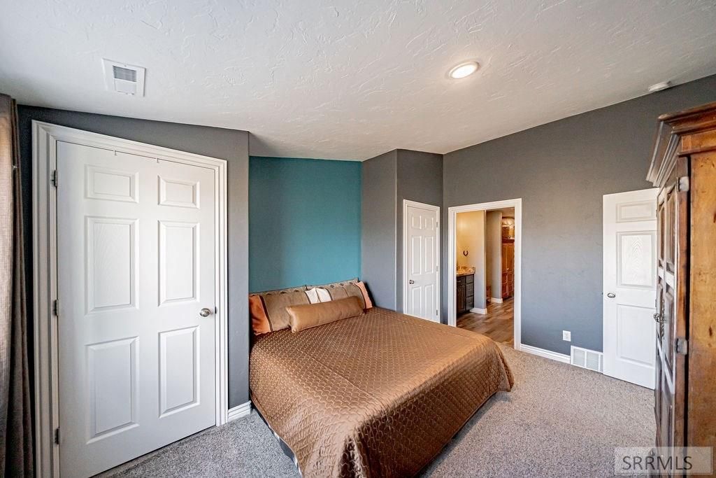 Image 18 of property listing at 475 S 4000 W, Rexburg, ID 83440