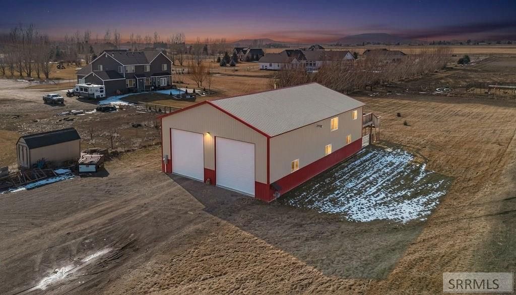 Image 2 of property listing at 475 S 4000 W, Rexburg, ID 83440