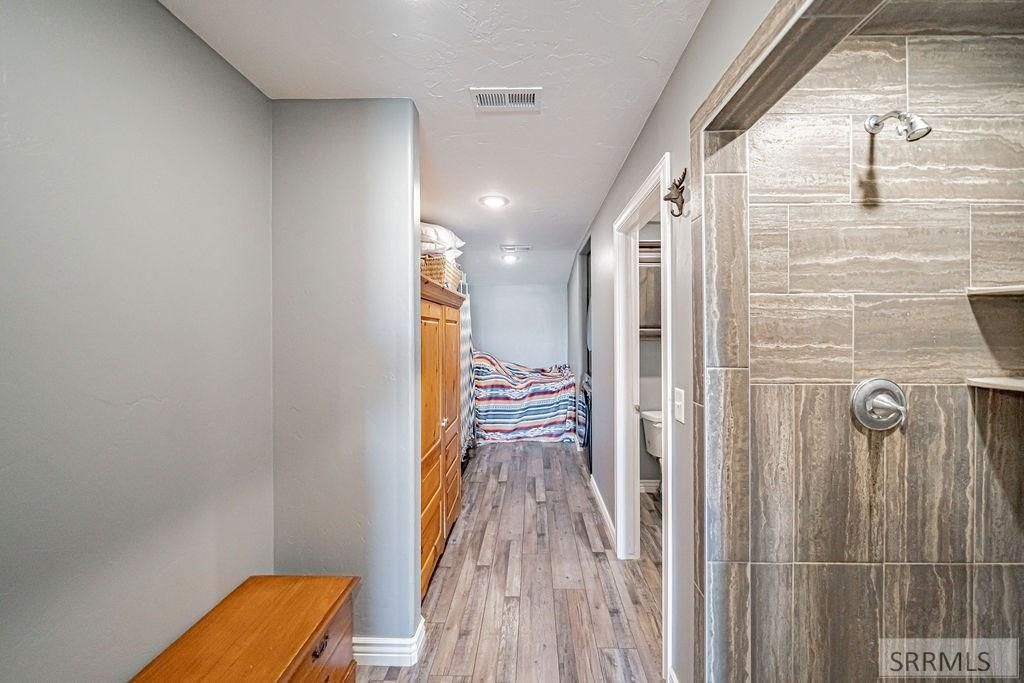 Image 26 of property listing at 475 S 4000 W, Rexburg, ID 83440