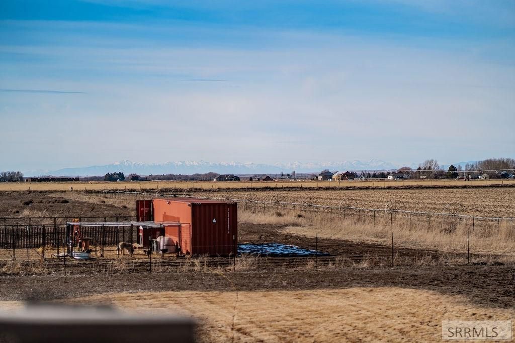 Image 36 of property listing at 475 S 4000 W, Rexburg, ID 83440