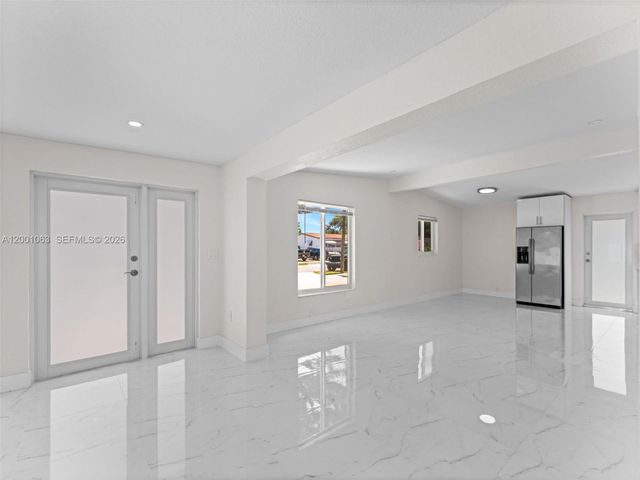 3231 NW 48th Ter, Miami, FL 33142