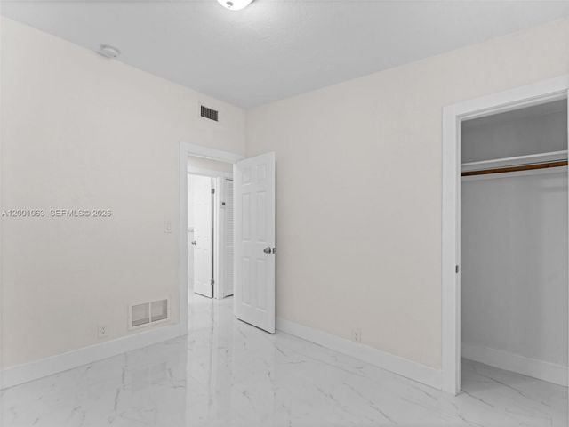 3231 NW 48th Ter, Miami, FL 33142