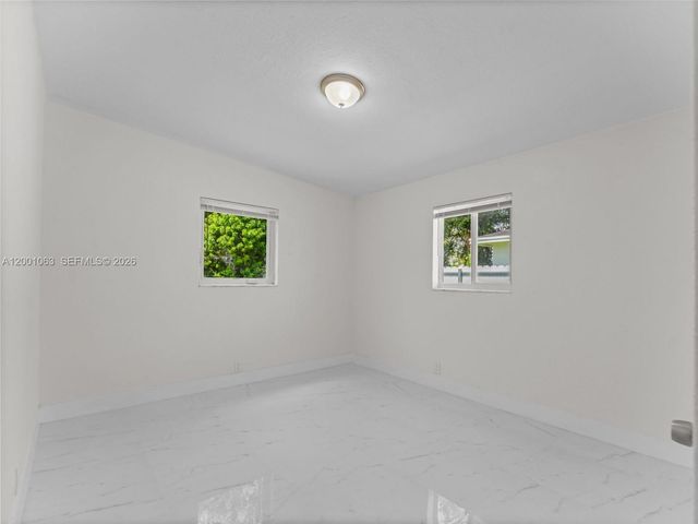 3231 NW 48th Ter, Miami, FL 33142