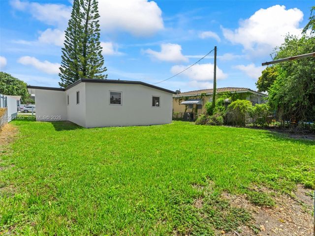 3231 NW 48th Ter, Miami, FL 33142