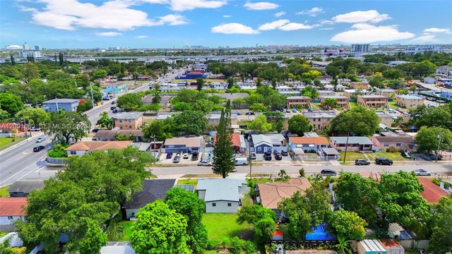 3231 NW 48th Ter, Miami, FL 33142