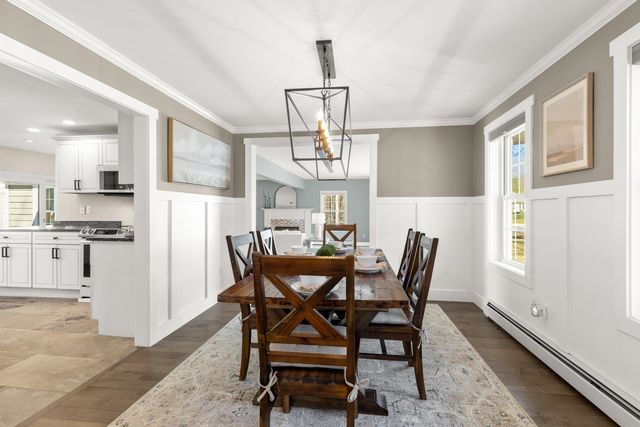 35 Winterberry Lane, Stratham, NH 03885